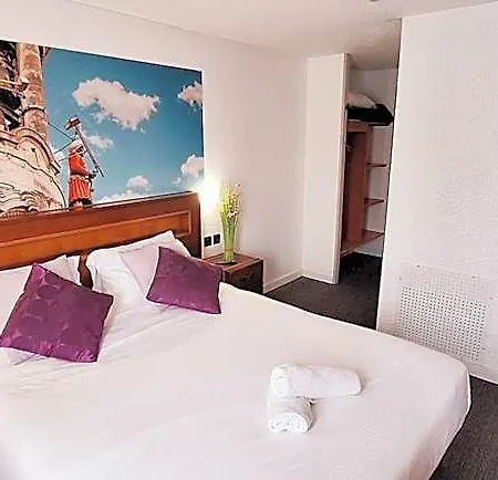 Brit Confort Cambrai Hotel